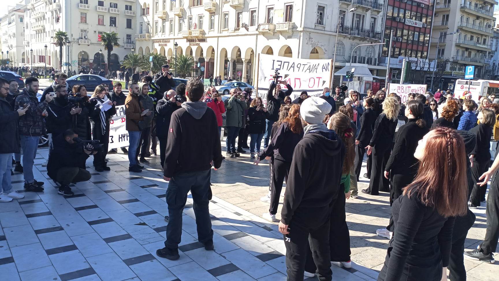 324811252_584367399880467_8161144317596928524_n