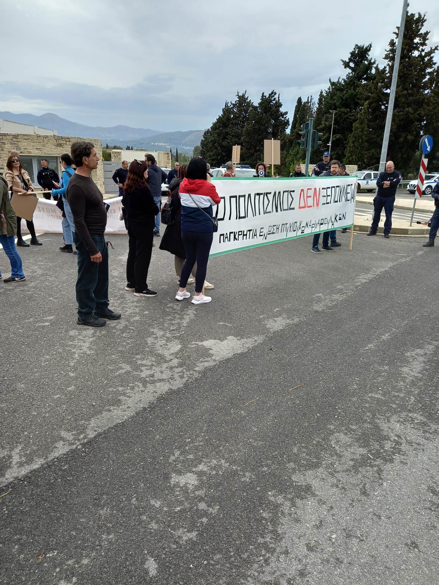 339978472_782105436482453_816221004704623335_n