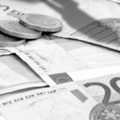 Η τρόικα παρεμποδίζει τις τράπεζες να δανείζουν το Δημόσιο Η τρόικα παρεμποδίζει τις τράπεζες να δανείζουν το Δημόσιο