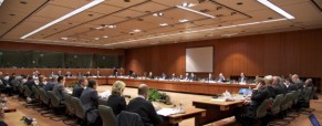Προς συμφωνία τη Δευτέρα στο Eurogroup με σκληρούς όρους επιτήρησης