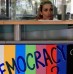 Monde Diplomatique: Το κλείσιμο της ΕΡΤ μας γυρίζει στον Μεσαίωνα