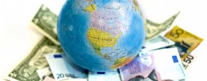 H παγκόσμια οικονομία πλησιάζει την ύφεση